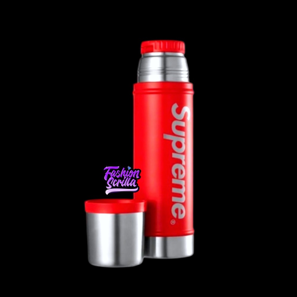 Authentic SUPREME Red Stanley Vacuum Insulated bottle - Picture 2 of 10